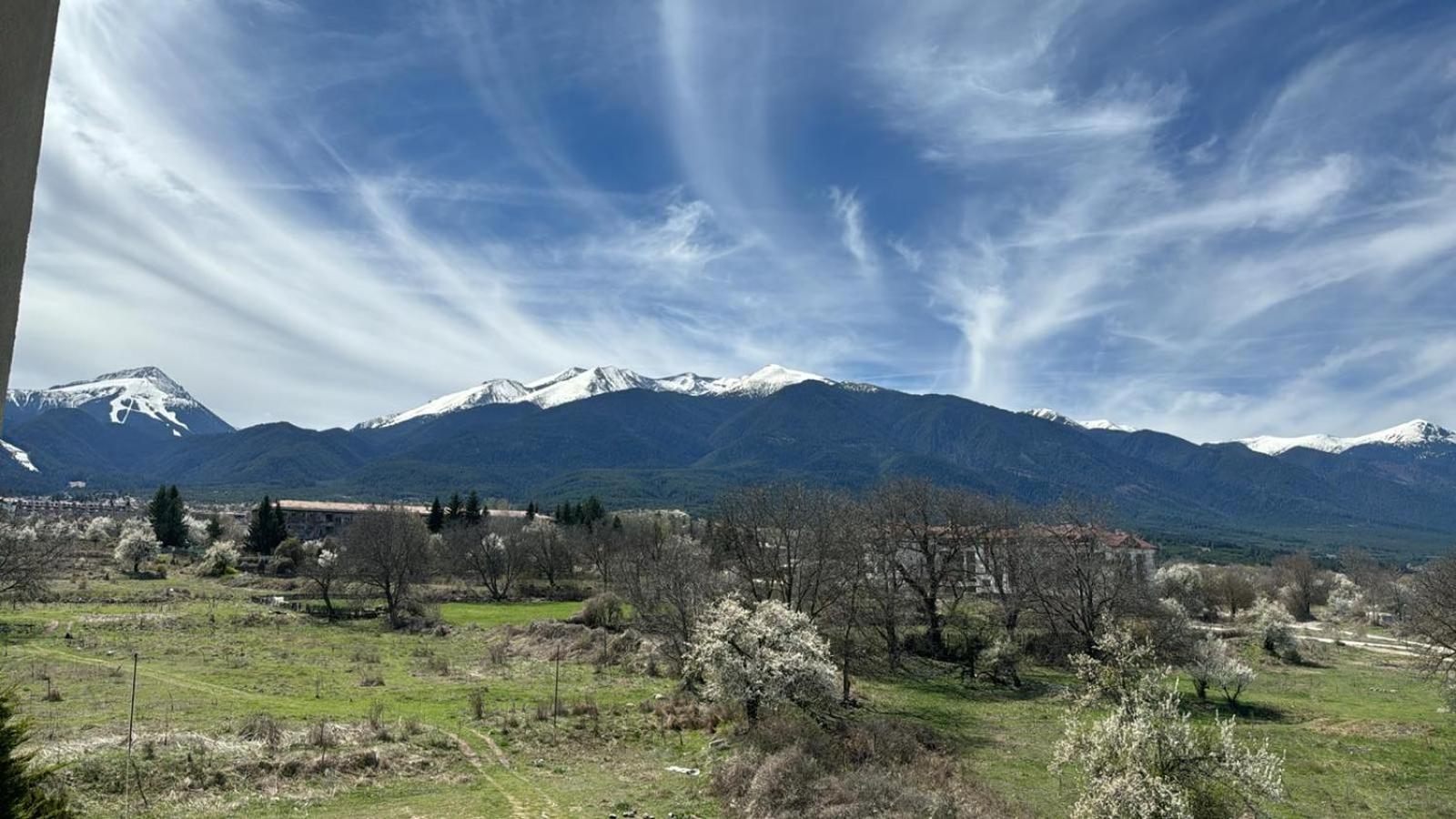 Alpine Lodge Bansko Apartments Экстерьер фото